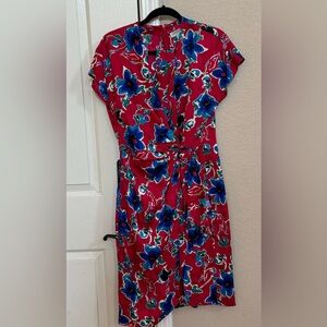 80’s Vintage dress. Red mid thigh dress with blue flowers. Size 12.